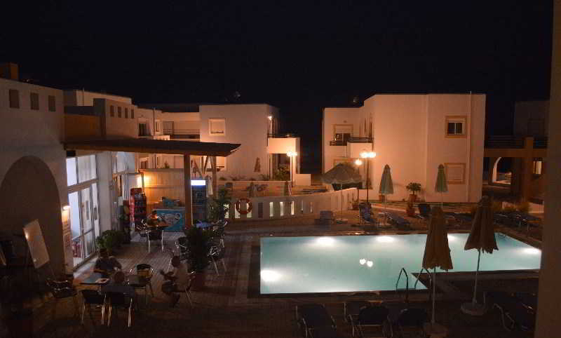 Gardens & Aparthotel 3*