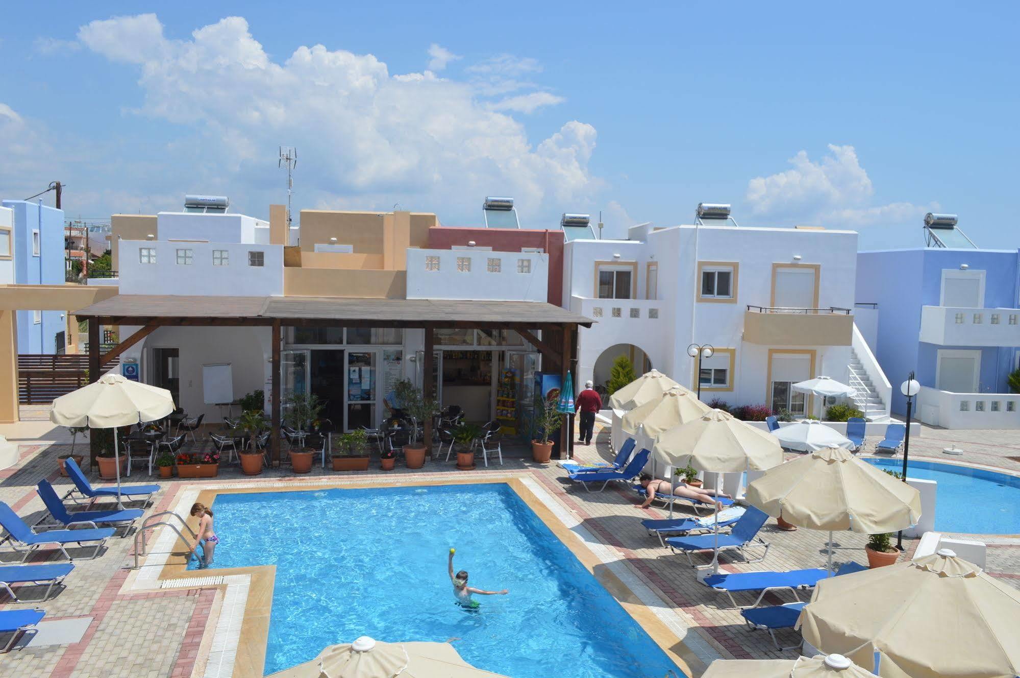 Gardens & Aparthotel